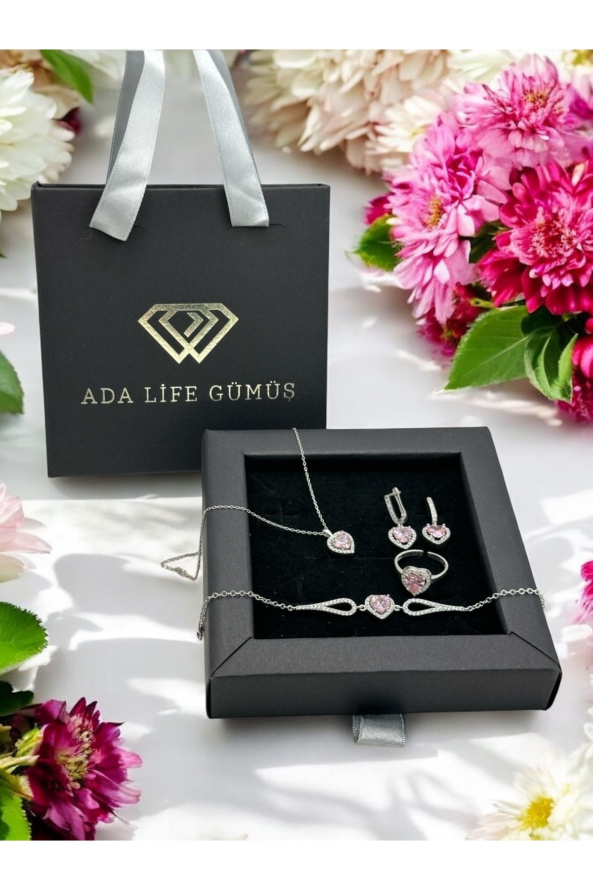 925 Ayar Gümüş Pırlanta Kalp Model Kadın 4 lü Set Bileklik Kolye Küpe Yüzük (ÇANTALI KUTULU)