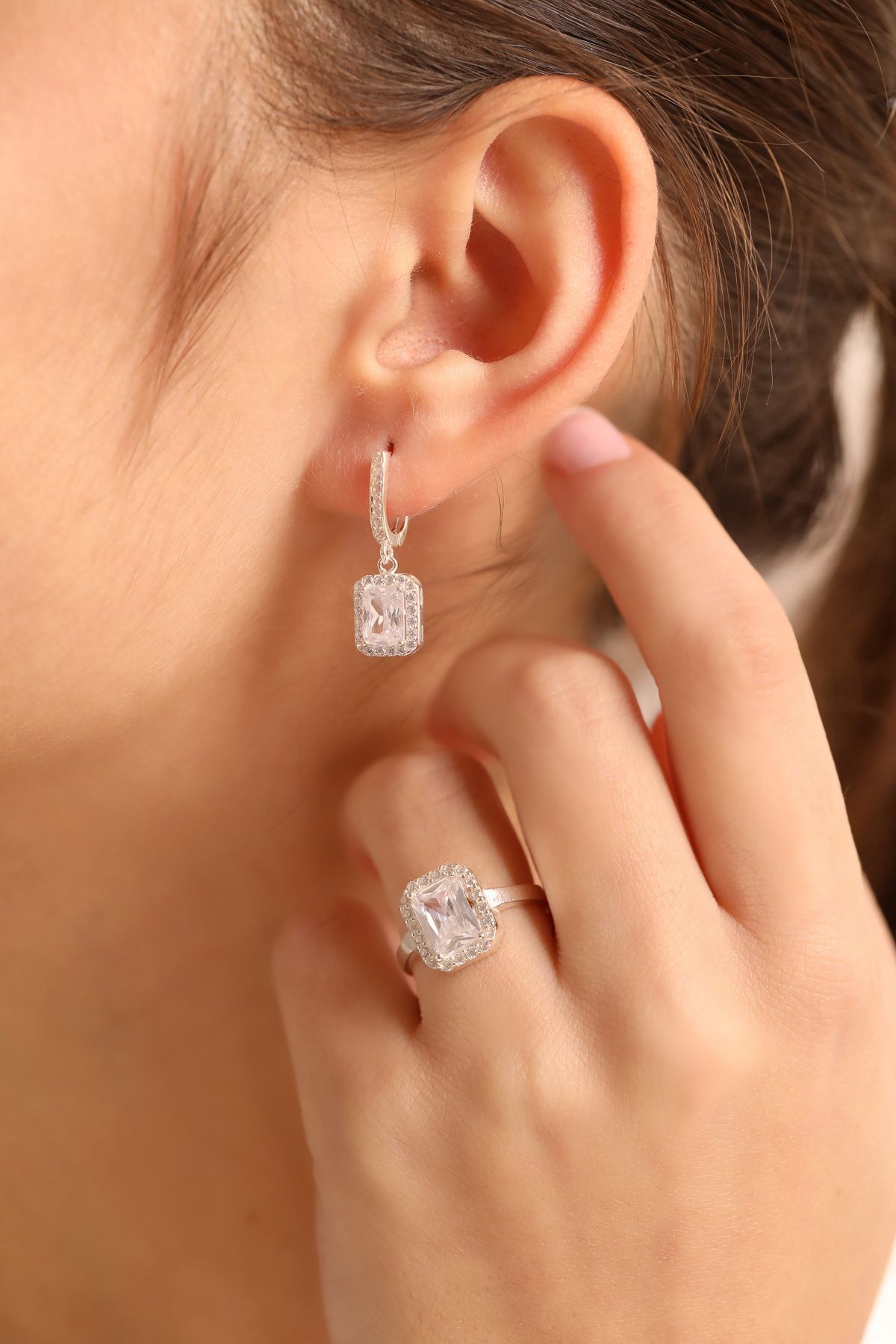 925 Ayar Gümüş 2 Li Tek Taş Baget Set (ÖZEL KUTULU) KÜPE YÜZÜK - 2