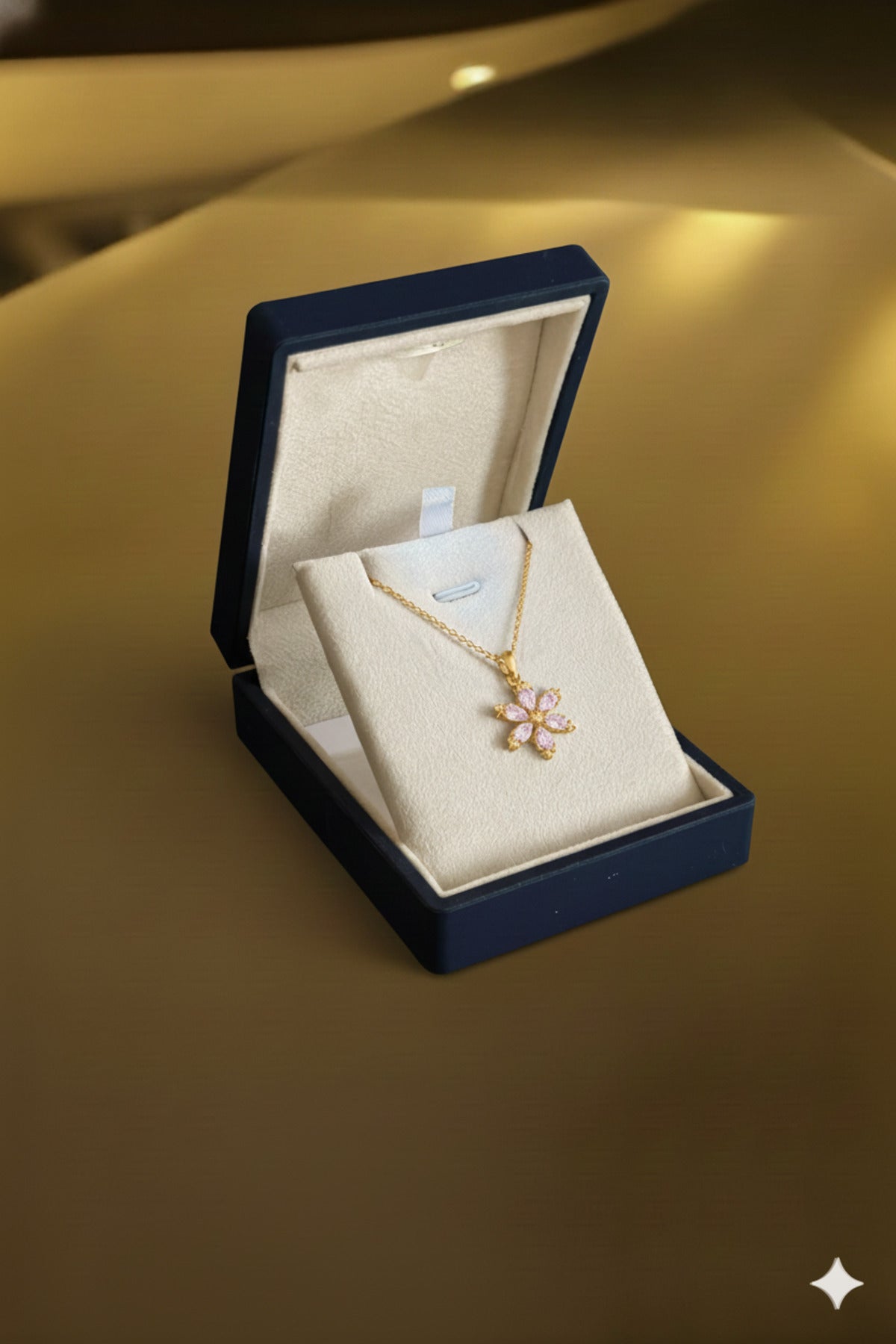 (PREMİUM IŞIKLI KUTULU) 925 Ayar Gümüş Pembe Taşlı 18 Ayar Gold Kaplama Lotus Çiçeği Kadın Kolye