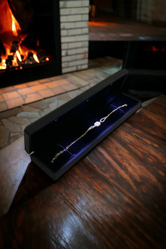 925 Ayar Gümüş Üç Taş Gold Baget Gümüş Bileklik (IŞIKLI KUTULU)