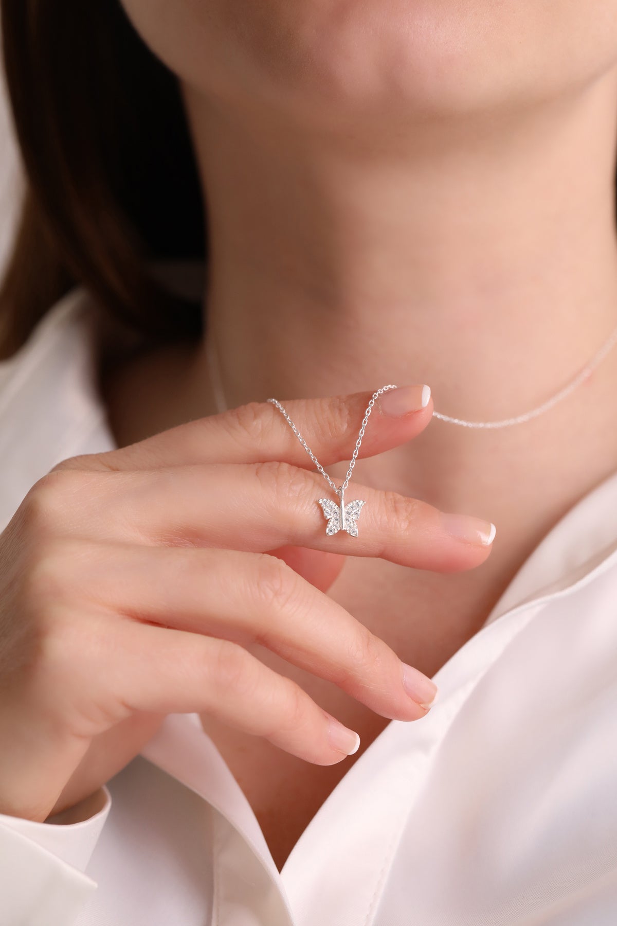 925 Ayar Gümüş Zirkon Taşlı Minimal Kelebek Kolye - 2